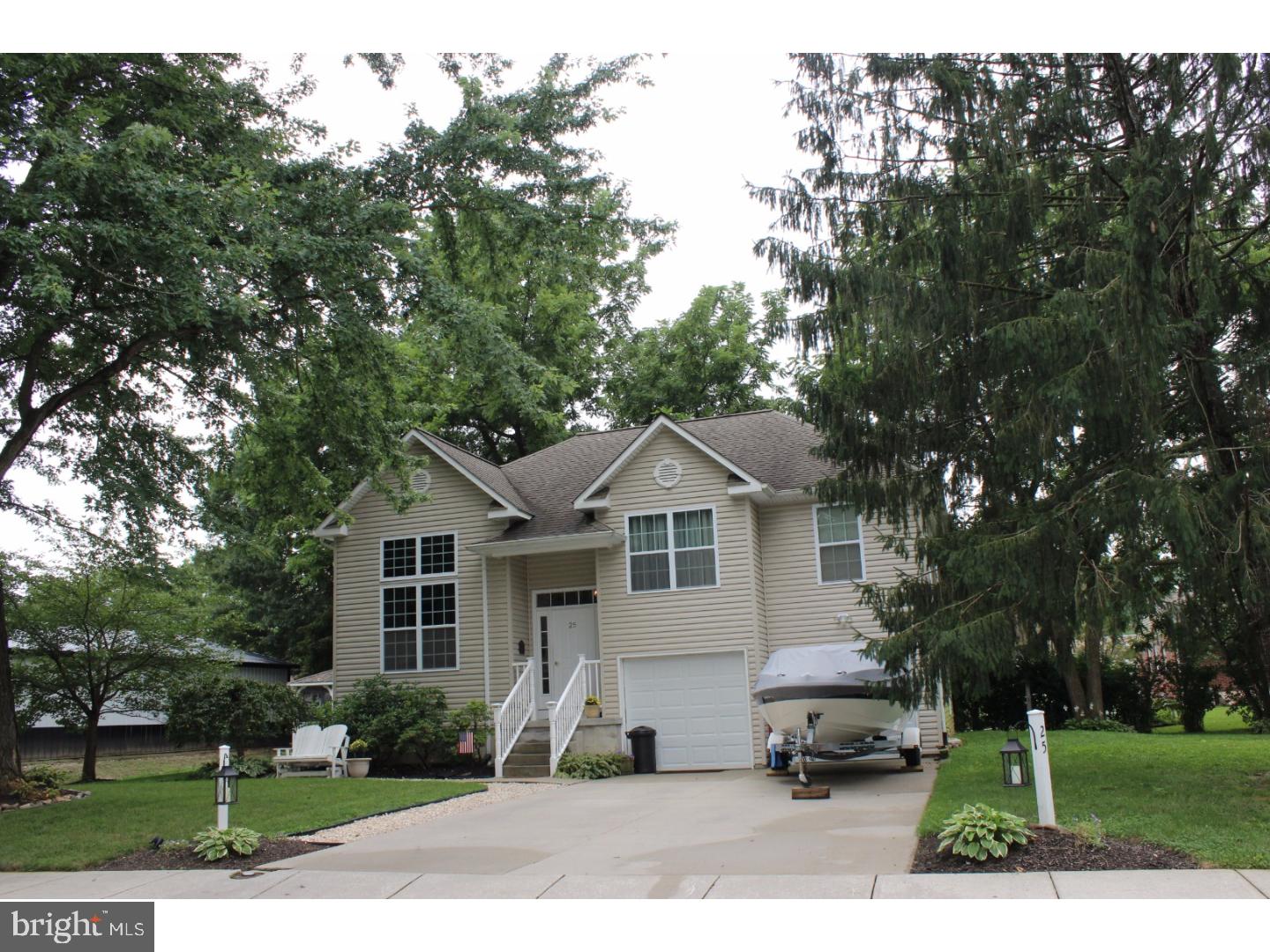 25 Quaker Road Pennsville, NJ 08070 - Photo 1 of 24