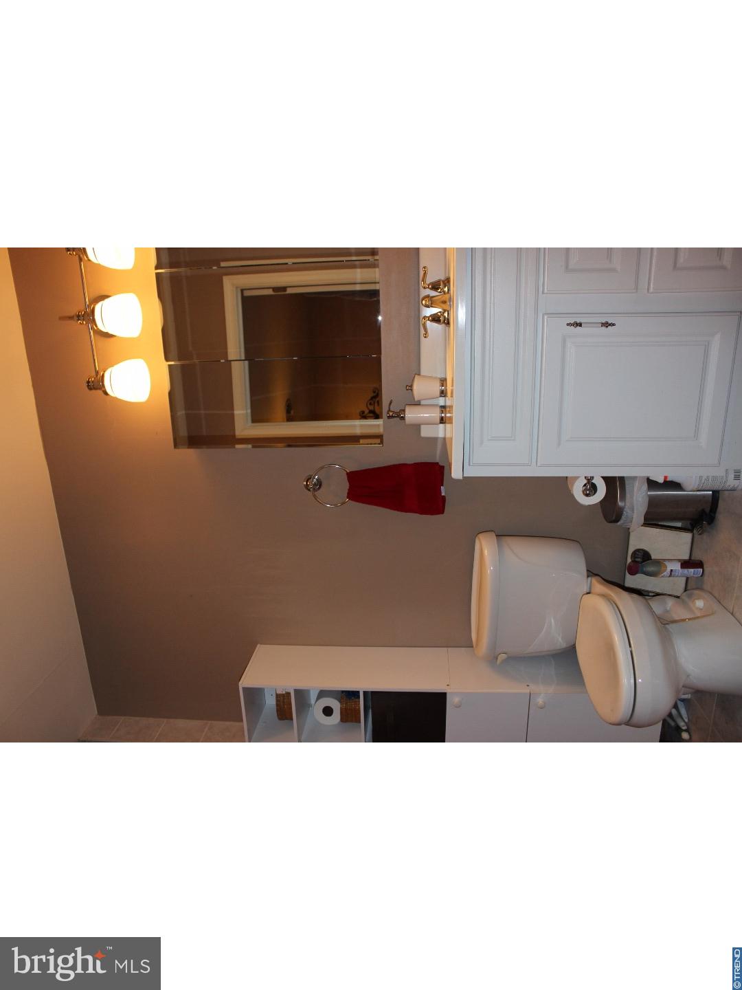 25 Quaker Road Pennsville, NJ 08070 - Photo 14 of 24 Master Bathroom