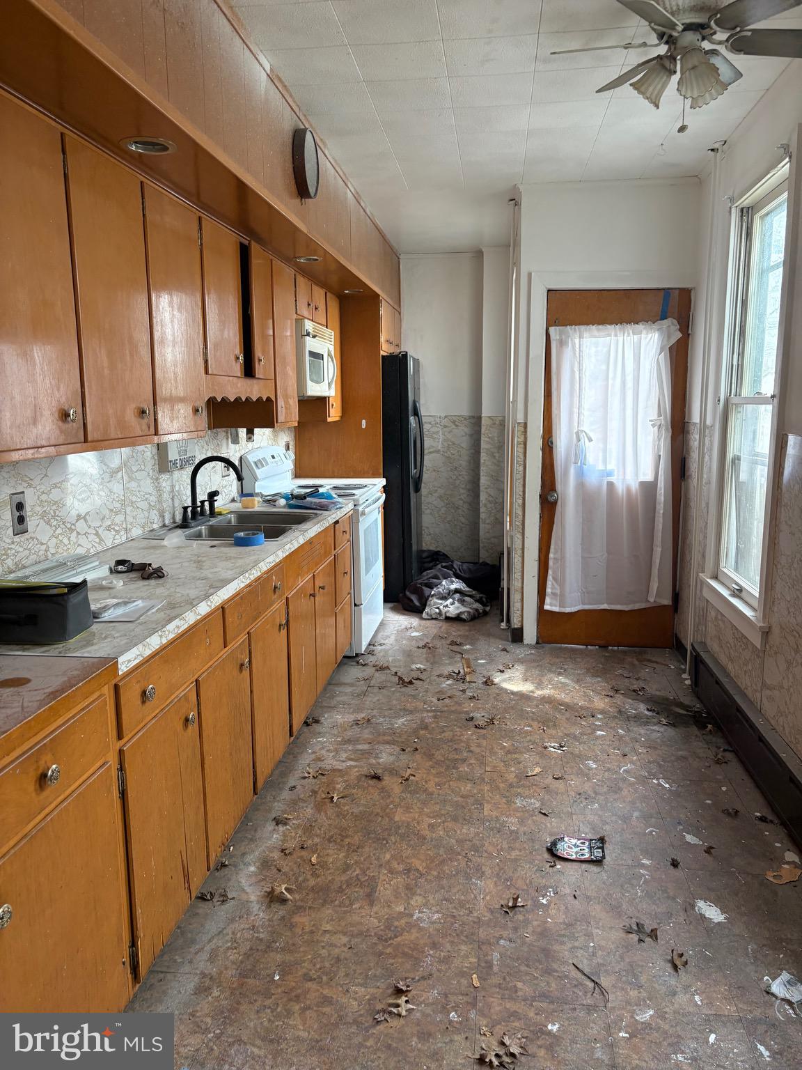 550 Wunder Street Reading, PA 19602 - Photo 3 of 4