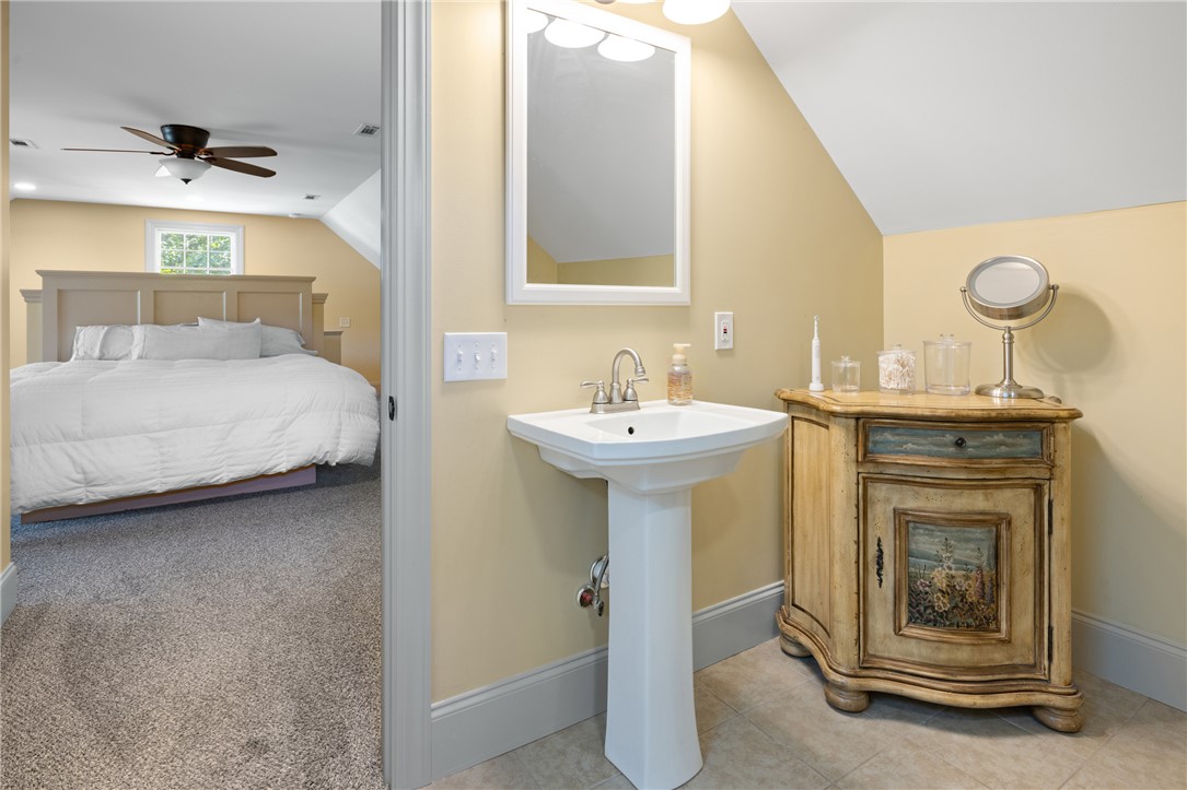 323 South Cove Road Seneca, SC 29672 - Photo 22 of 32 Gallery Image 22