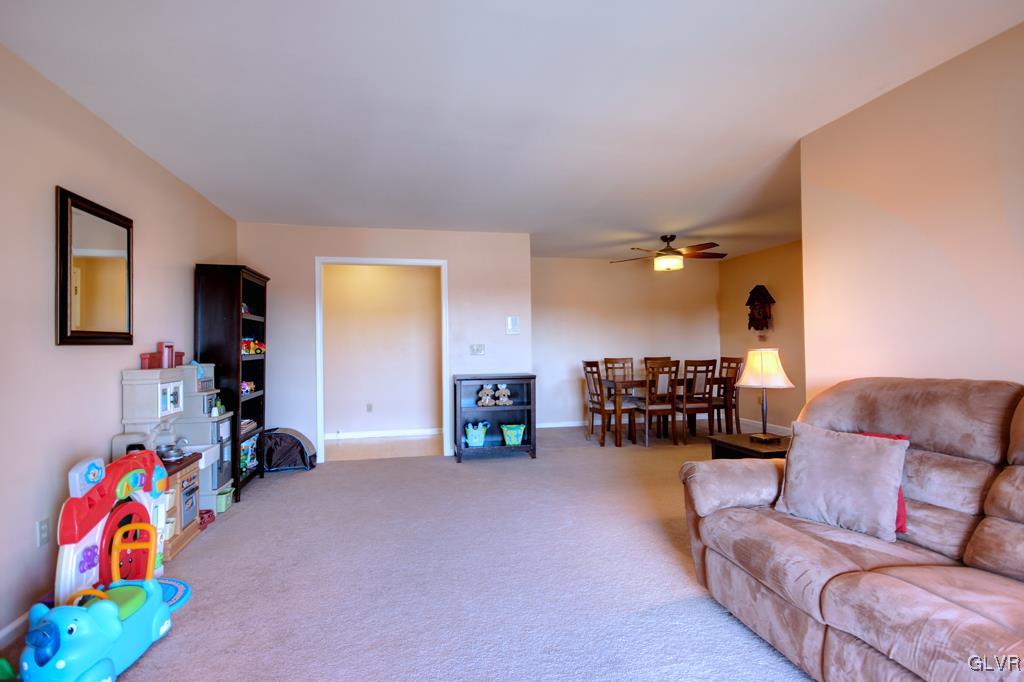 930 Cold Spring Road, Unit 12 Allentown, PA 18103 - Photo 4 of 18 Gallery Image 4