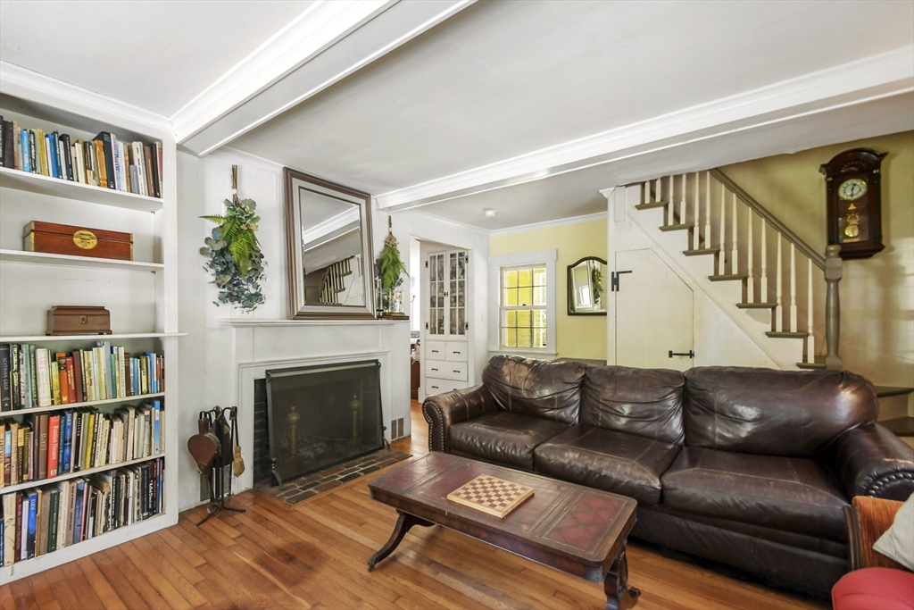 2 Lawrence Road Boxford, MA 01921 - Photo 4 of 30