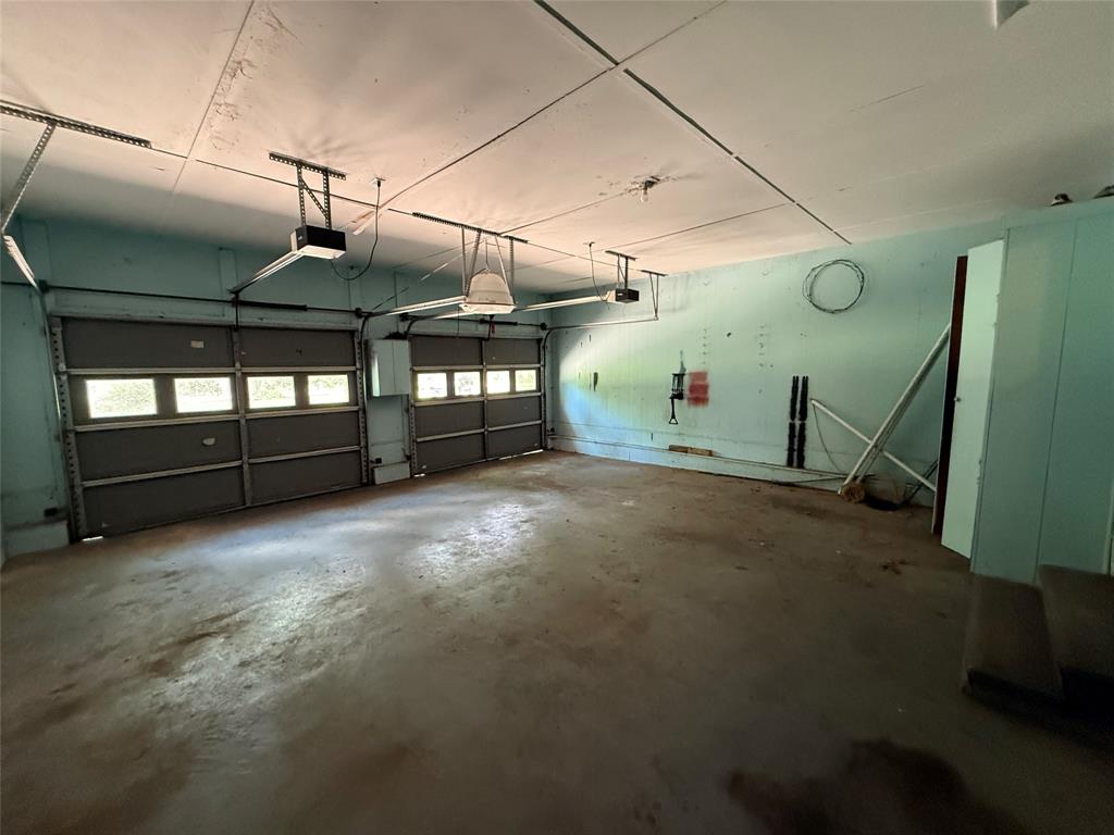 503 County Rd SE 4380 Scroggins, TX 75480 - Photo 23 of 40 a view of empty room