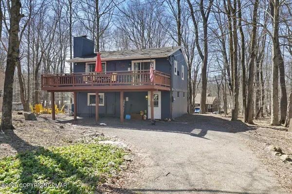 $2,200 | 257 Farmers Drive, Pocono Lake, PA 18347