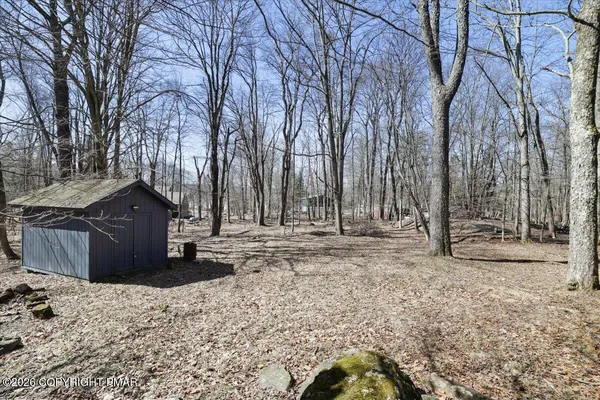 $2,200 | 257 Farmers Drive, Pocono Lake, PA 18347