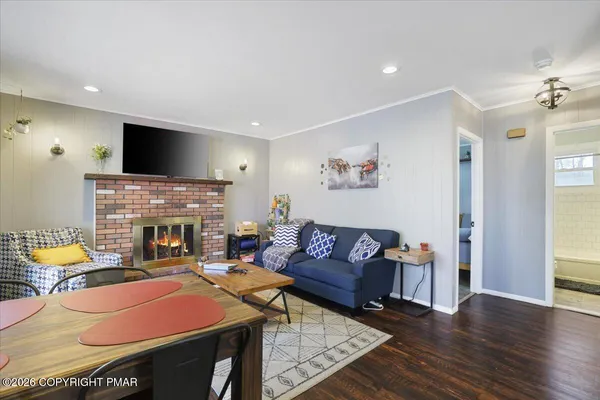 $2,200 | 257 Farmers Drive, Pocono Lake, PA 18347