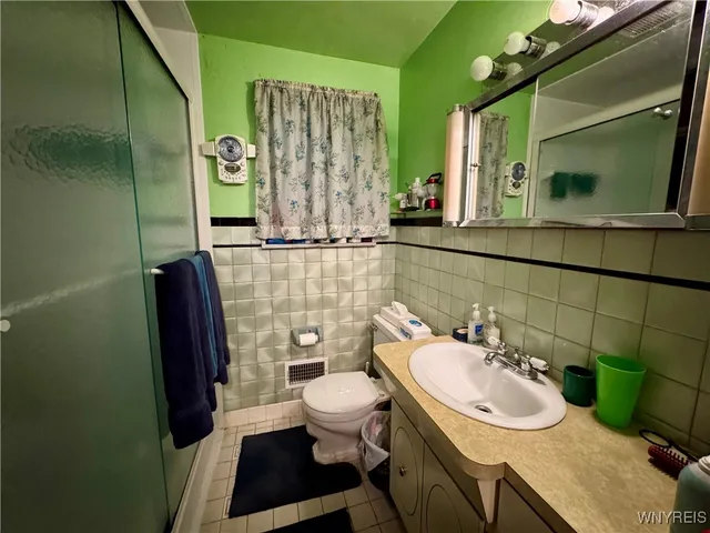 $185,000 | 84 Loretto Drive, Cheektowaga, NY 14225