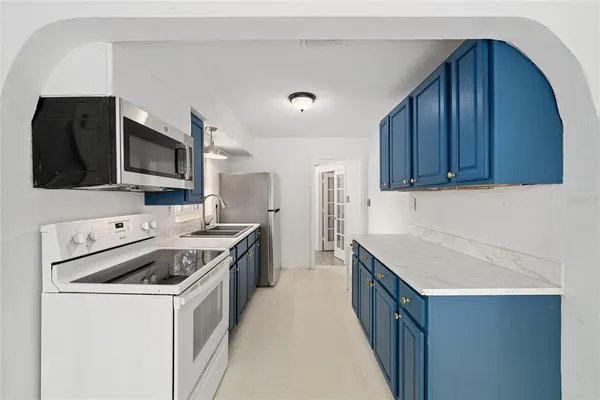 $265,000 | 111 East Charlotte Avenue, Eustis, FL 32726