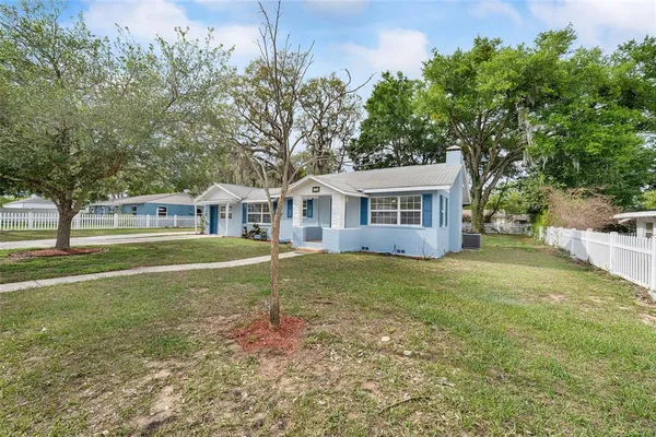 $265,000 | 111 East Charlotte Avenue, Eustis, FL 32726