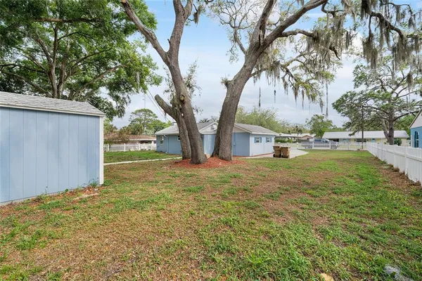 $265,000 | 111 East Charlotte Avenue, Eustis, FL 32726