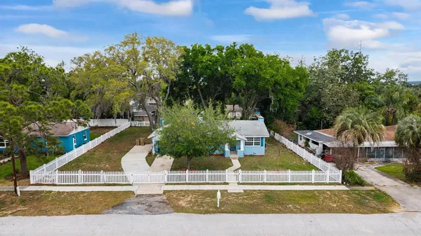 $265,000 | 111 East Charlotte Avenue, Eustis, FL 32726