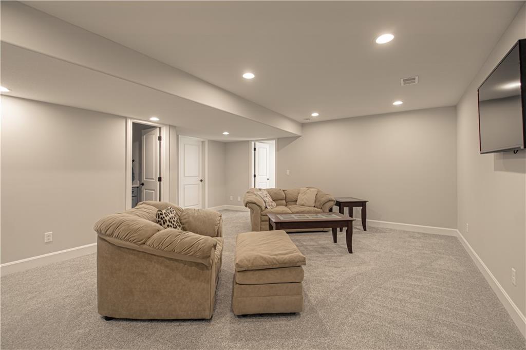 225th Ter Spring Hill Spring Hill, KS 66083 - Photo 30 of 39