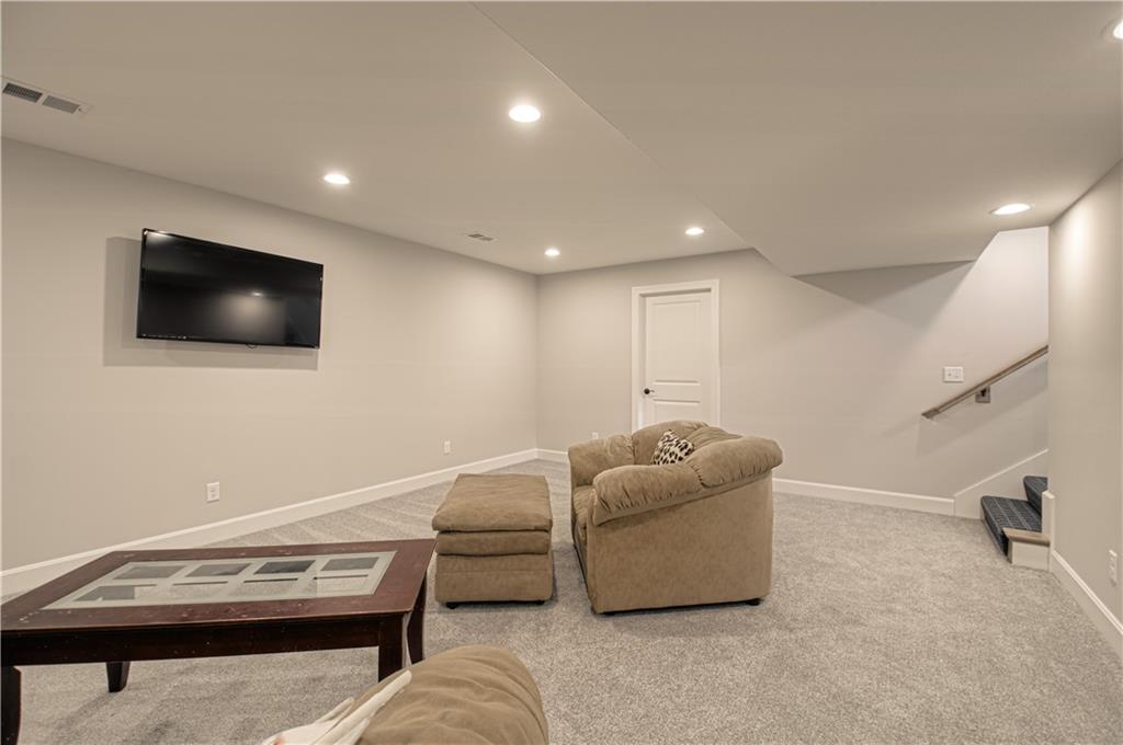 225th Ter Spring Hill Spring Hill, KS 66083 - Photo 32 of 39