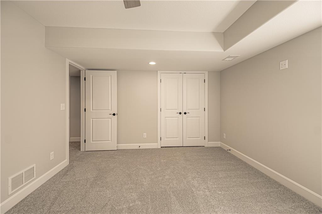 225th Ter Spring Hill Spring Hill, KS 66083 - Photo 34 of 39