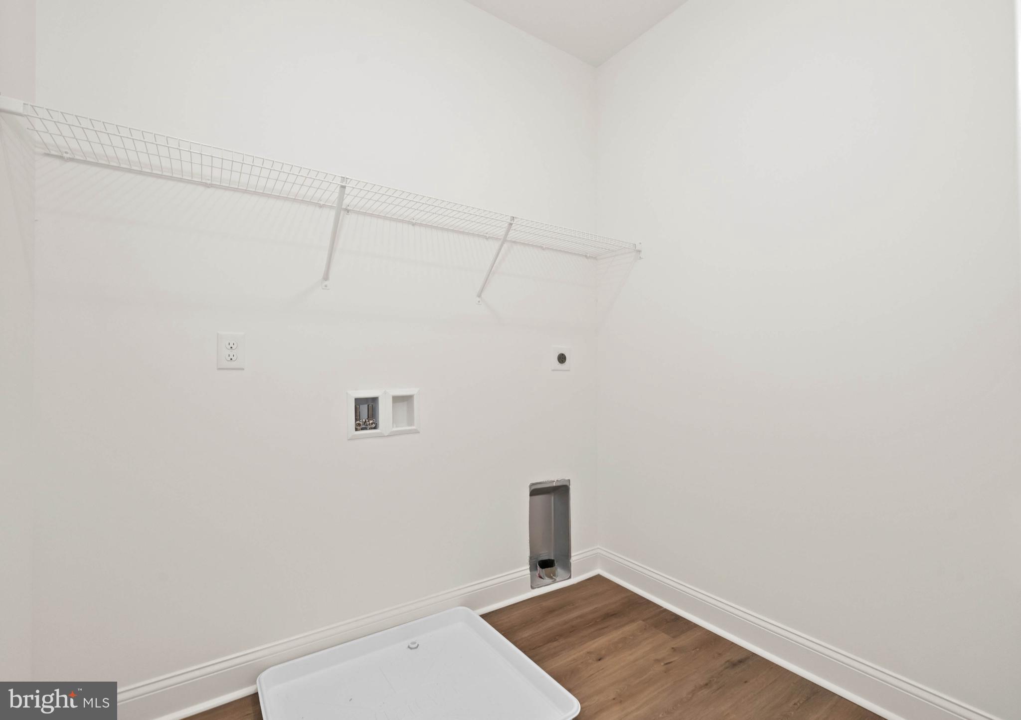 548 Longhorn Loop Middletown, DE 19709 - Photo 27 of 38 a view of a small space