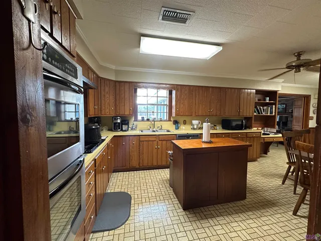 $398,000 | 1011 Highway 1, Donaldsonville, LA 70346