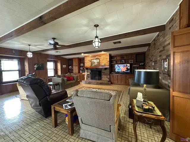 $398,000 | 1011 Highway 1, Donaldsonville, LA 70346