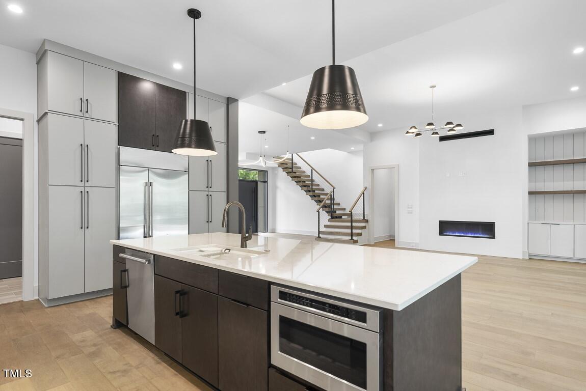 501 Shelley Road Raleigh, NC 27609 - Photo 9 of 39 DSC02089 (Medium)