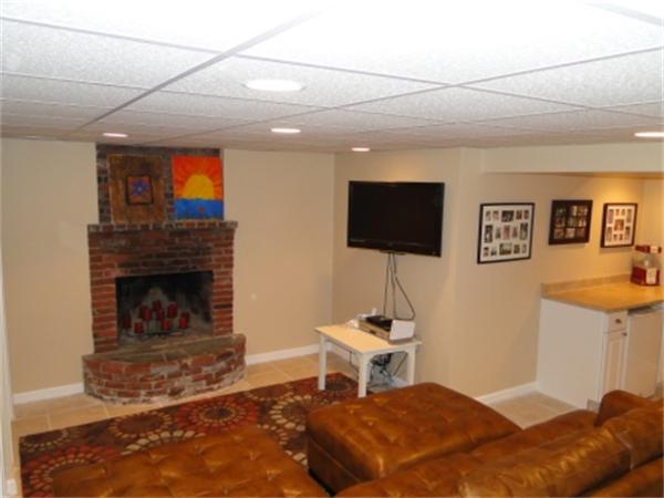 11 Oak Tree Lane Ashland, MA 01721 - Photo 23 of 29 Gallery Image 23