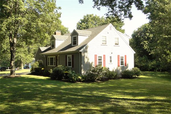 11 Oak Tree Lane Ashland, MA 01721 - Photo 26 of 29 Gallery Image 26