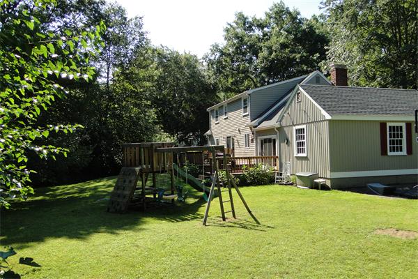 11 Oak Tree Lane Ashland, MA 01721 - Photo 28 of 29 Gallery Image 28