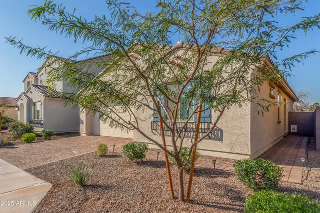 $2,200 | 3872 North 103rd Avenue, Avondale, AZ 85392