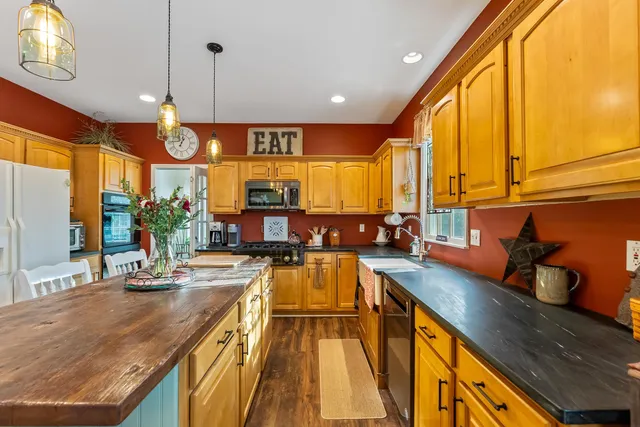 $775,000 | 8 Huntington Lane, Seaville, NJ 08230