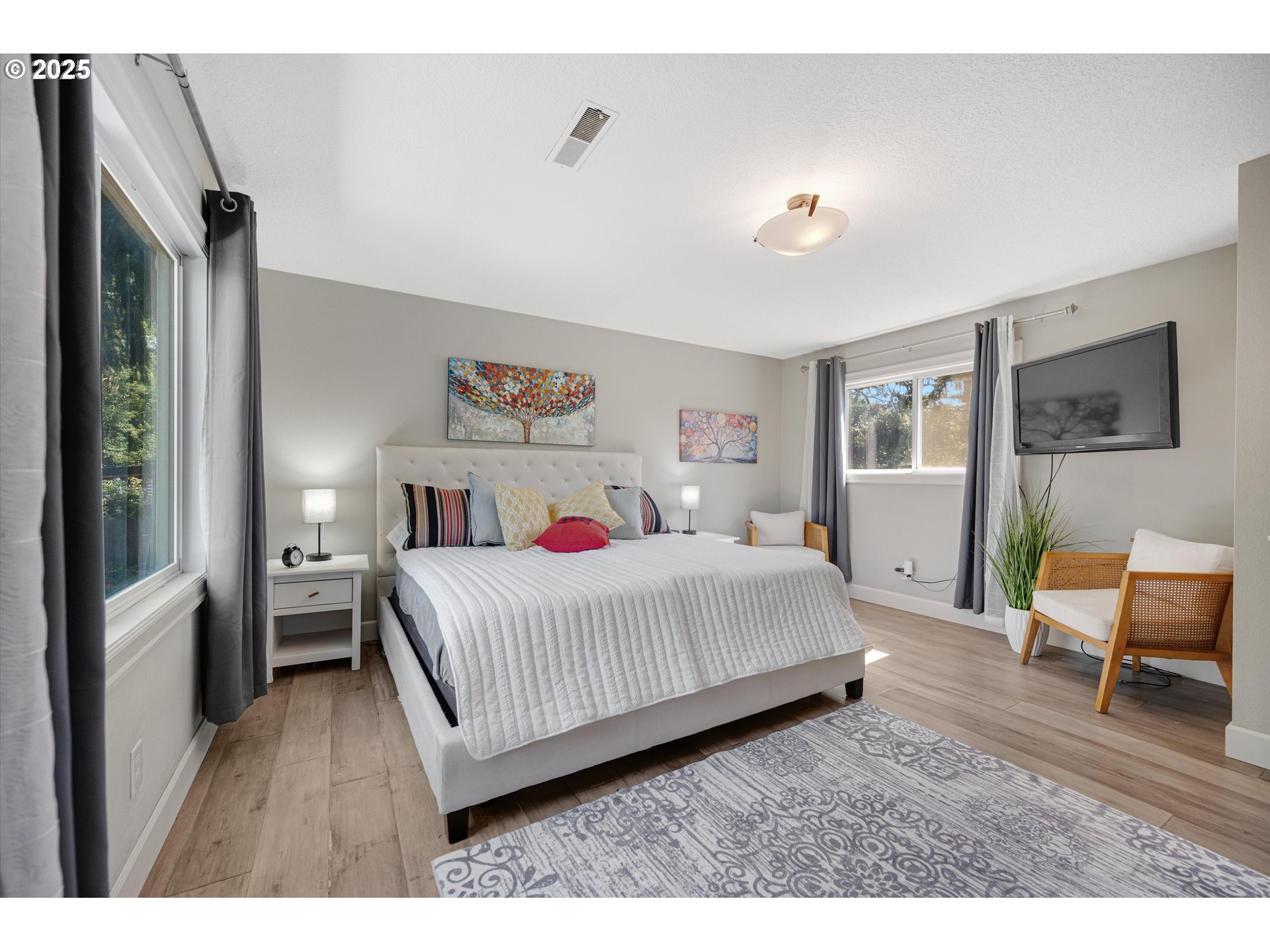 8444 Southwest 58th Avenue Portland, OR 97219 - Photo 23 of 45