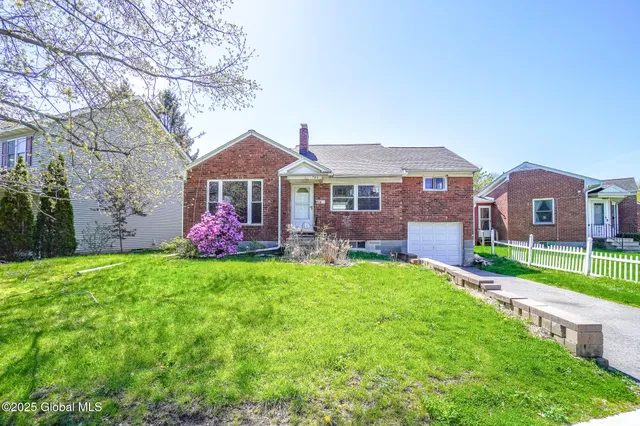 $319,000 | 786 New Scotland Avenue, Albany, NY 12208