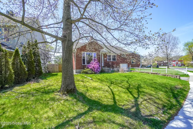 $319,000 | 786 New Scotland Avenue, Albany, NY 12208