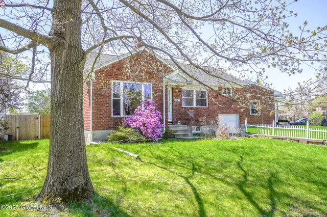 $319,000 | 786 New Scotland Avenue, Albany, NY 12208