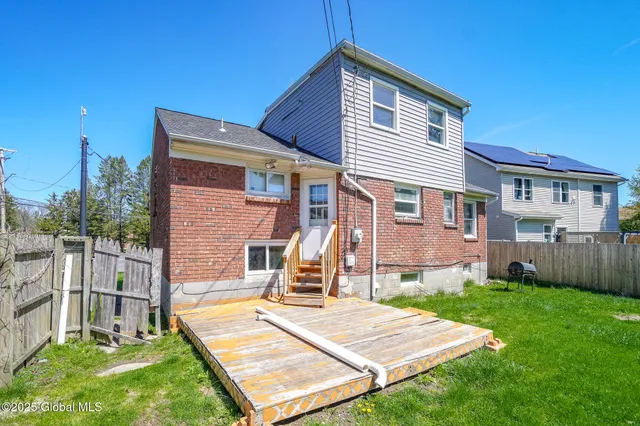 $319,000 | 786 New Scotland Avenue, Albany, NY 12208