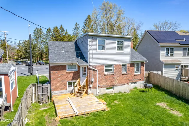 $319,000 | 786 New Scotland Avenue, Albany, NY 12208