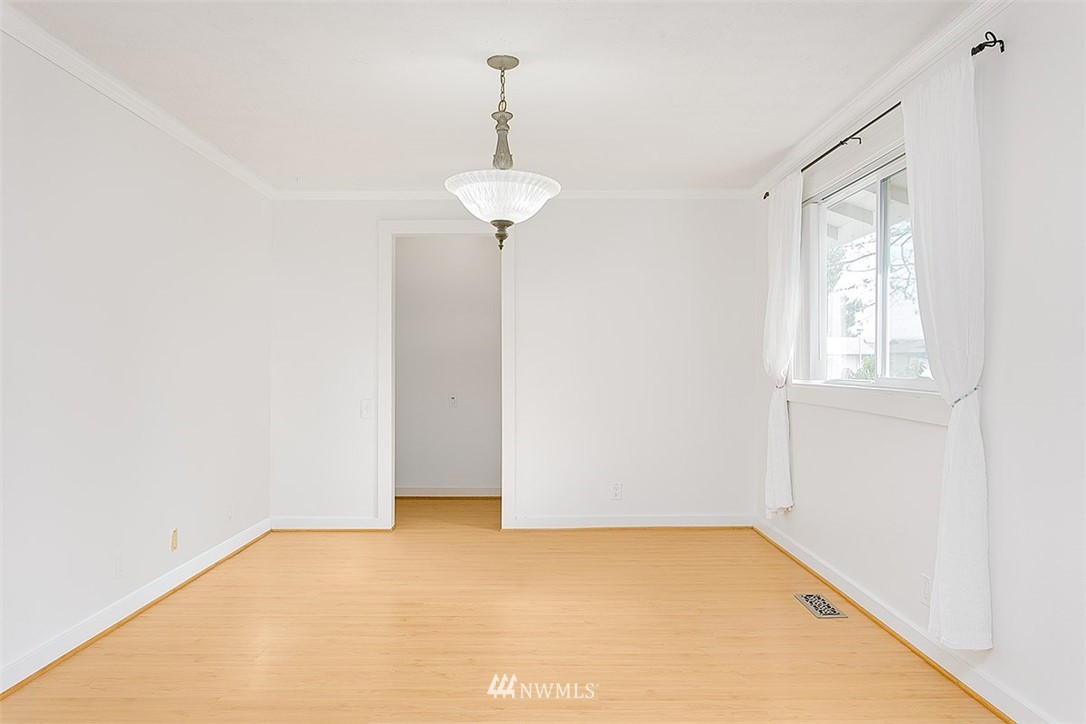 2400 Southeast 19th Street Renton, WA 98055 - Photo 8 of 25