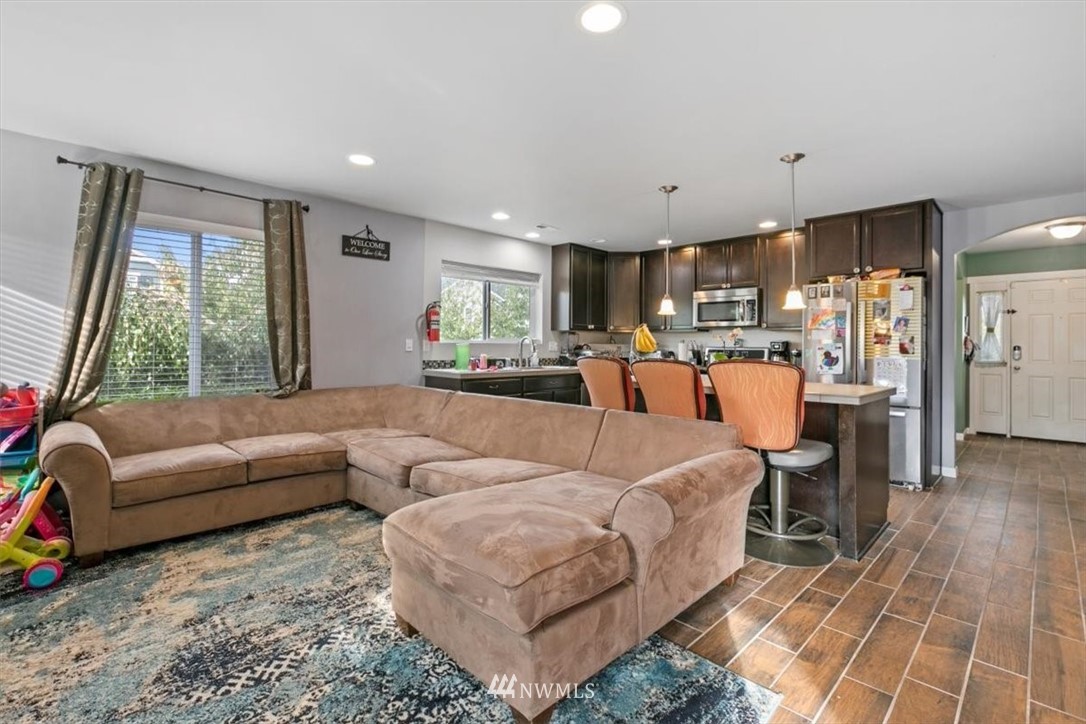 5363 Wellspring Road Mount Vernon, WA 98273 - Photo 3 of 26 Gallery Image 3