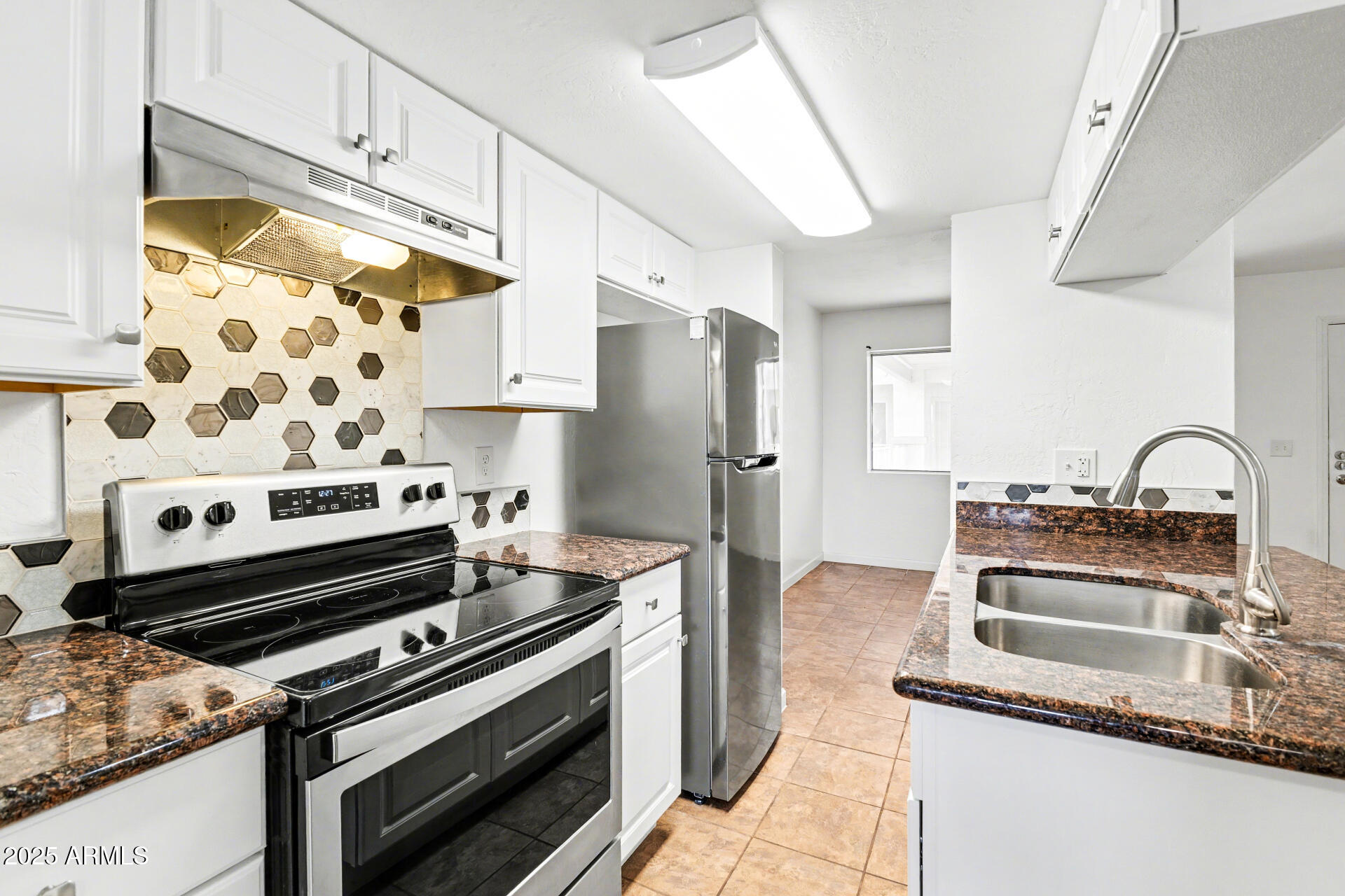 12123 West Bell Road, Unit 211 Surprise, AZ 85378 - Photo 7 of 26 Kitchen 1