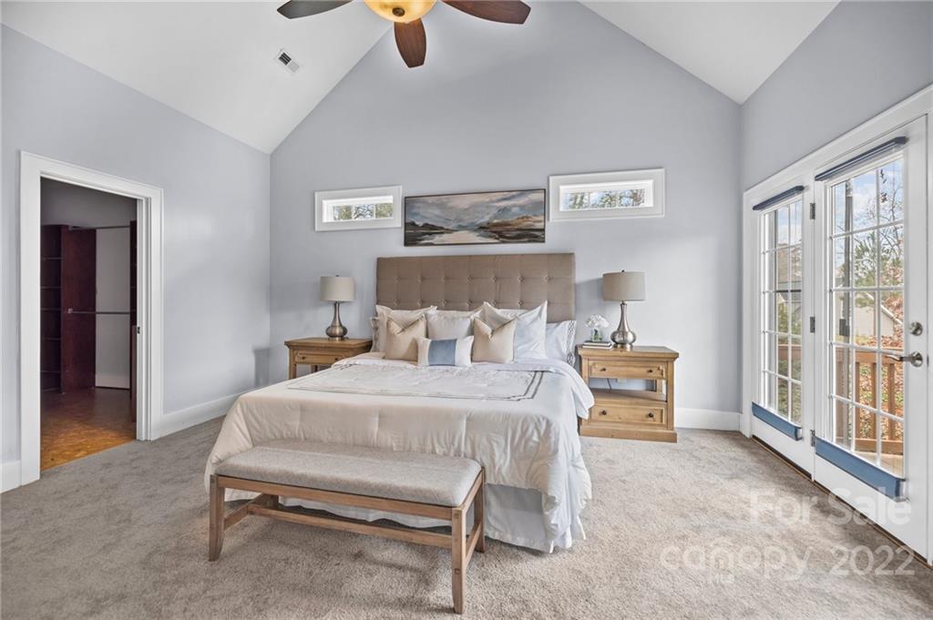 13910 Point Lookout Road Charlotte, NC 28278 - Photo 30 of 45 Gallery Image 30