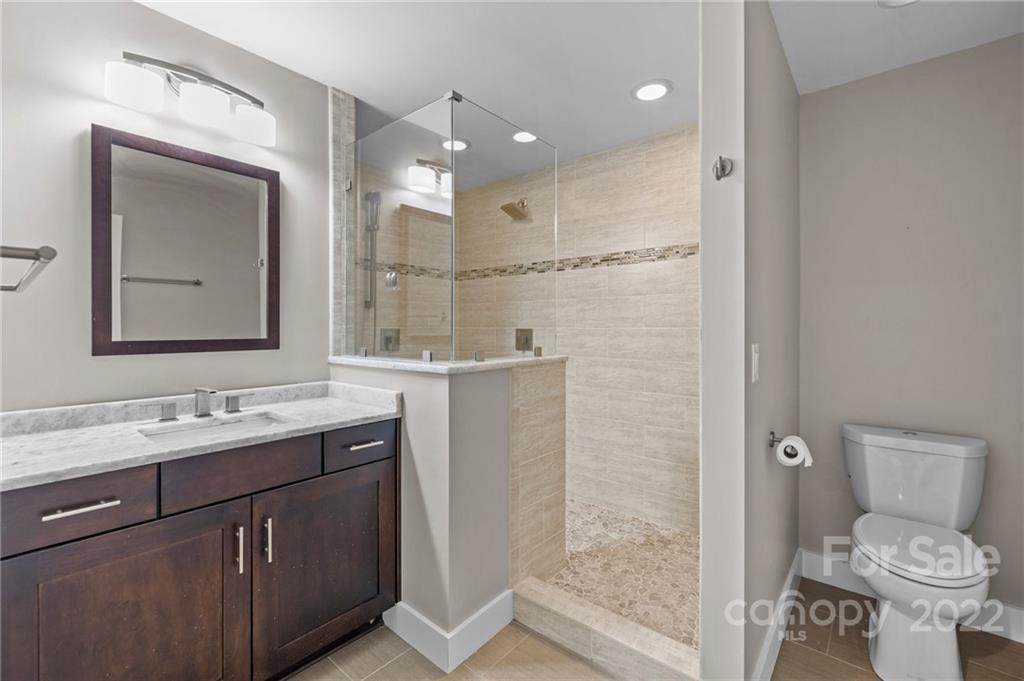 13910 Point Lookout Road Charlotte, NC 28278 - Photo 42 of 45 Gallery Image 42