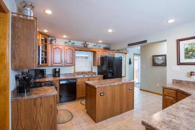 902 Loop Road Elkton, VA 22827 - Photo 3 of 39 Gallery Image 3