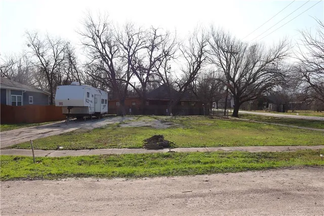 $65,000 | 502 East Navarro Street, Mart, TX 76664