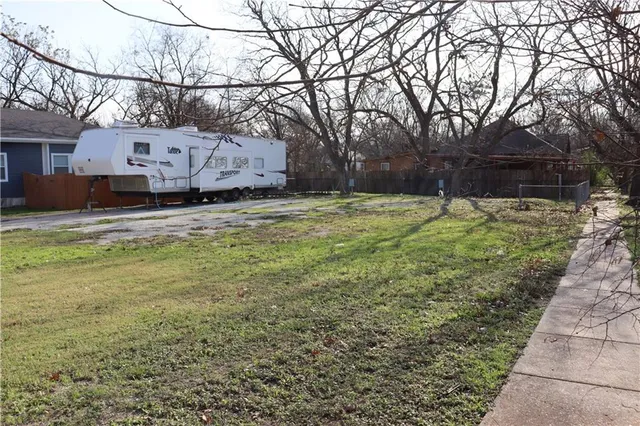 $65,000 | 502 East Navarro Street, Mart, TX 76664
