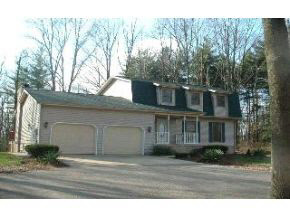 706 East Dillman Road Bloomington, IN 47401 - Photo 1 of 7