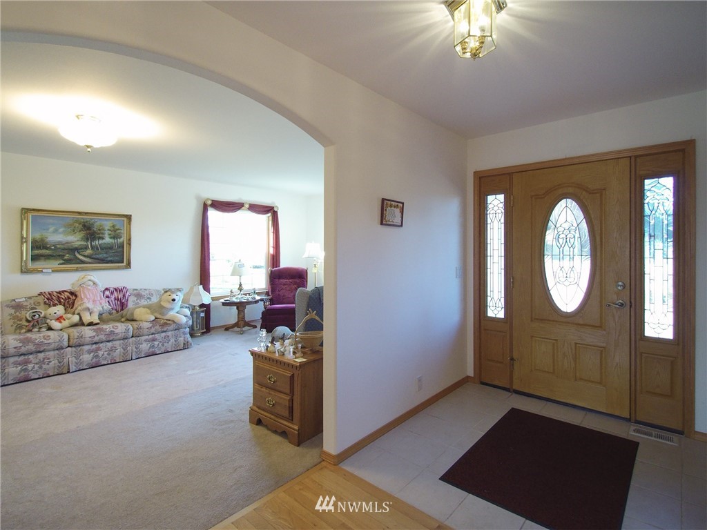 90 Letha Lane Sequim, WA 98382 - Photo 3 of 40 Gallery Image 3