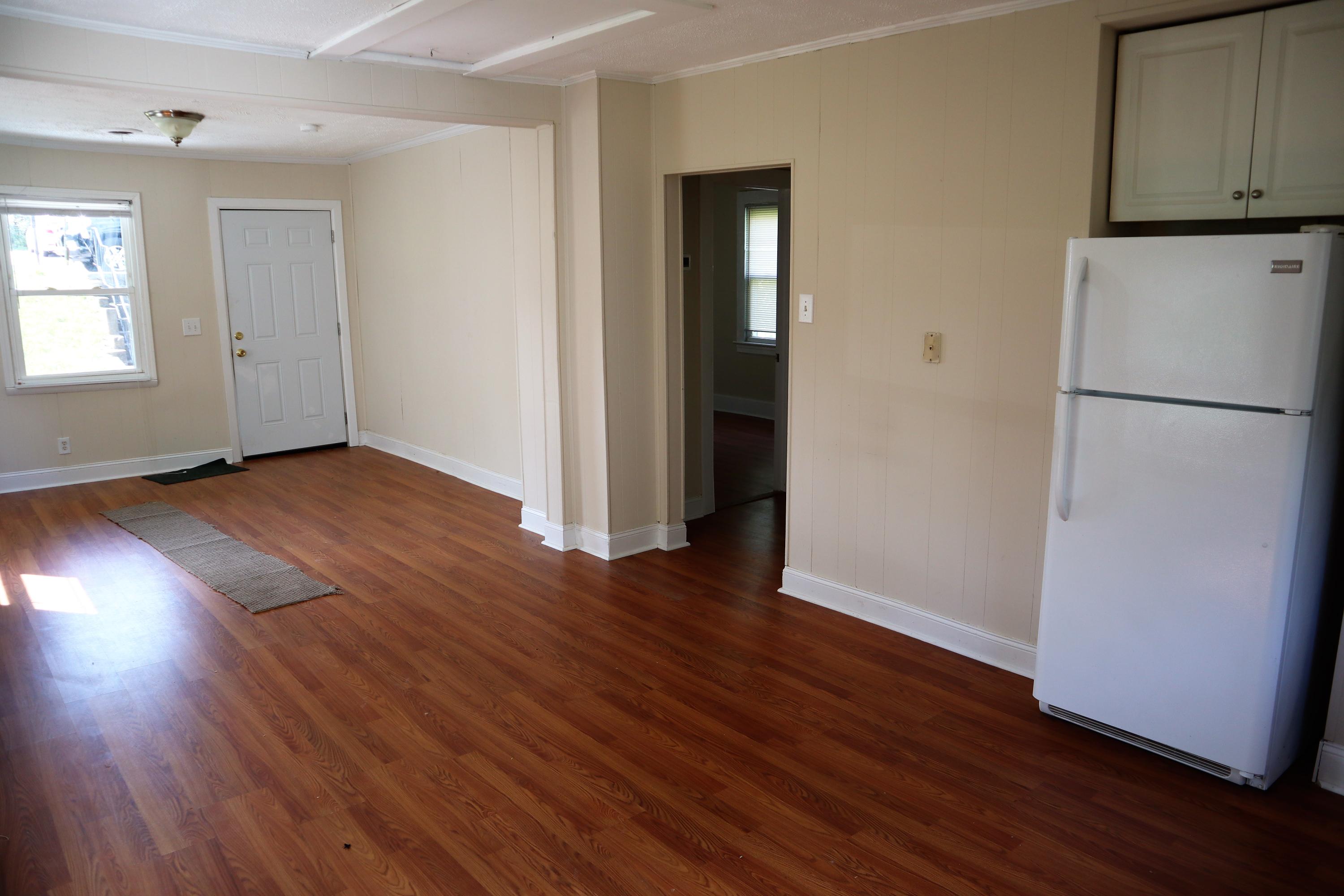 320 East Bell Street Alcoa, TN 37701 - Photo 6 of 12 IMG_0016