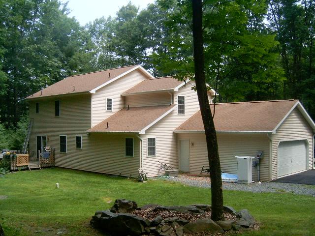 5 B Joann Road Bartonsville, PA 18321 - Photo 3 of 8 back