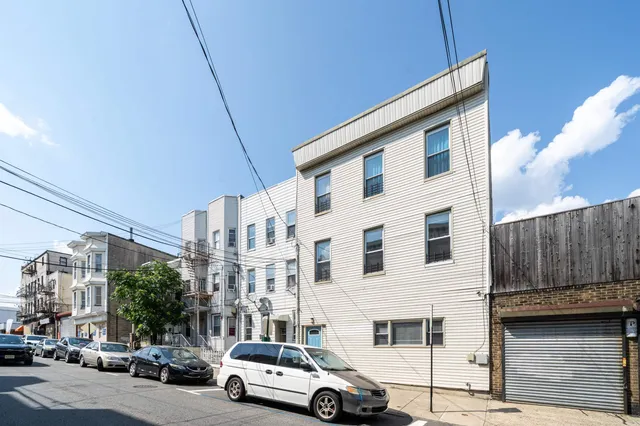 a car parked in front of a building