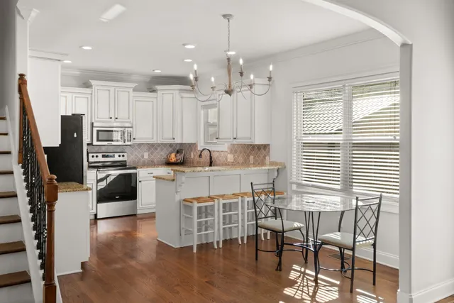 $839,900 | 4321 Highway 76, Cottontown, TN 37048