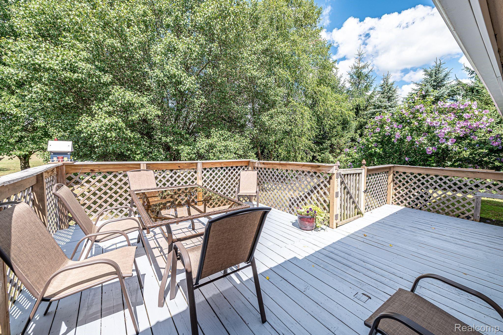 7881 Oak Grove Road Howell, MI 48855 - Photo 5 of 31 Deck #2.jpeg