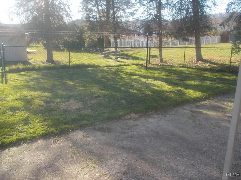 61 Center Road Lehighton, PA 18235 - Photo 4 of 9 Gallery Image 4