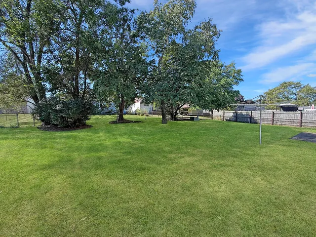 $138,000 | 1612 Carolina Drive, Rantoul, IL 61866